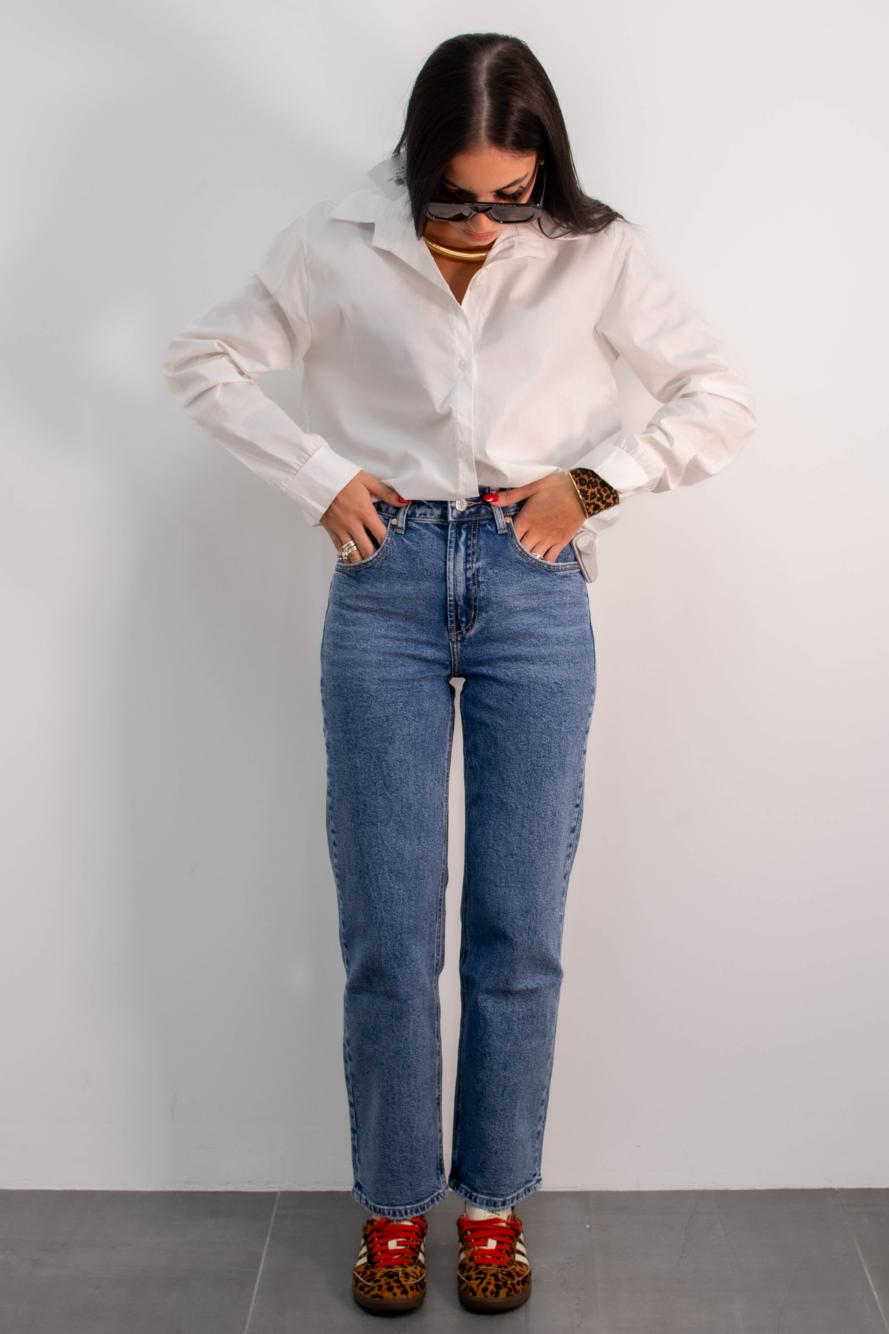 Jeans Only