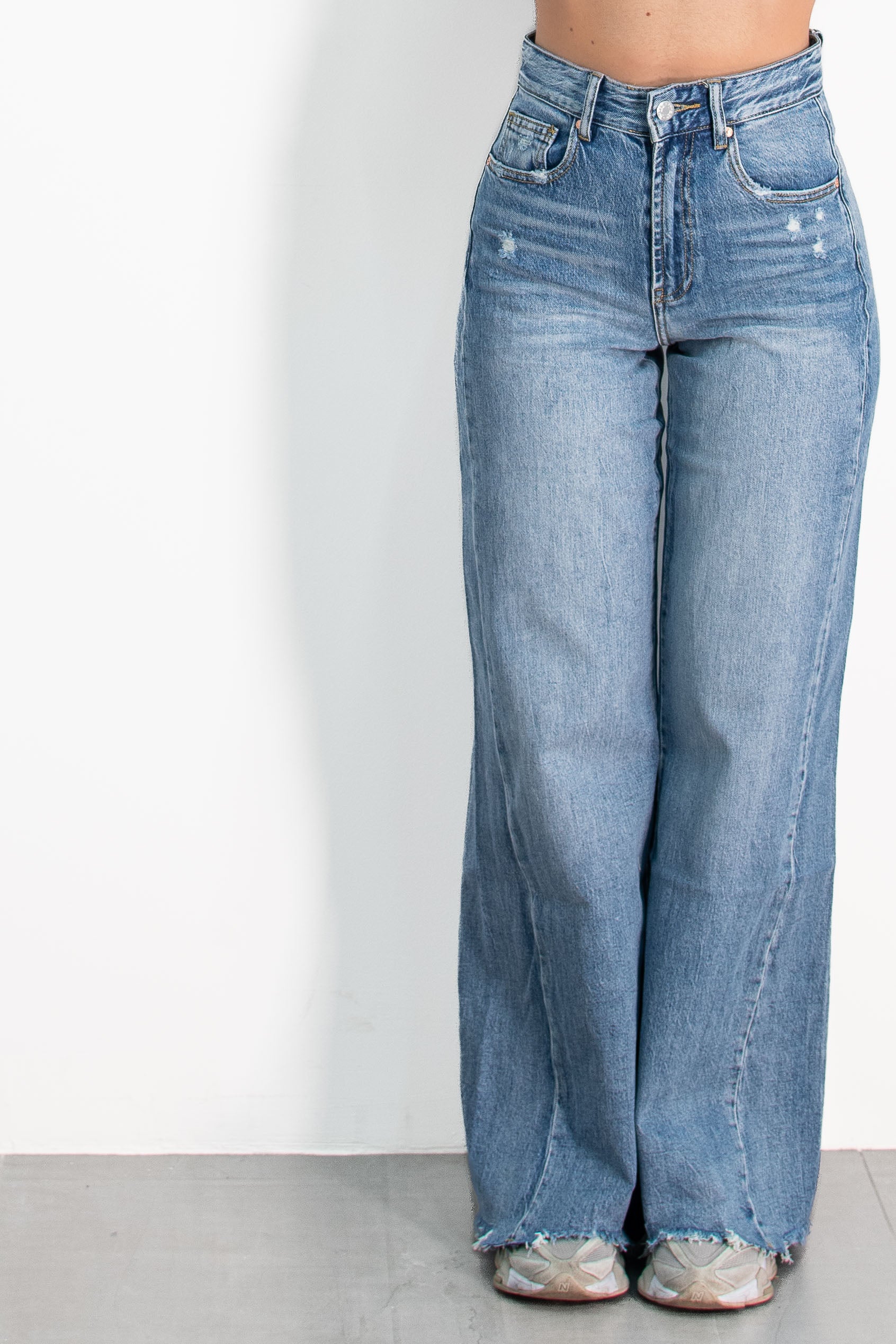 Airy Jeans