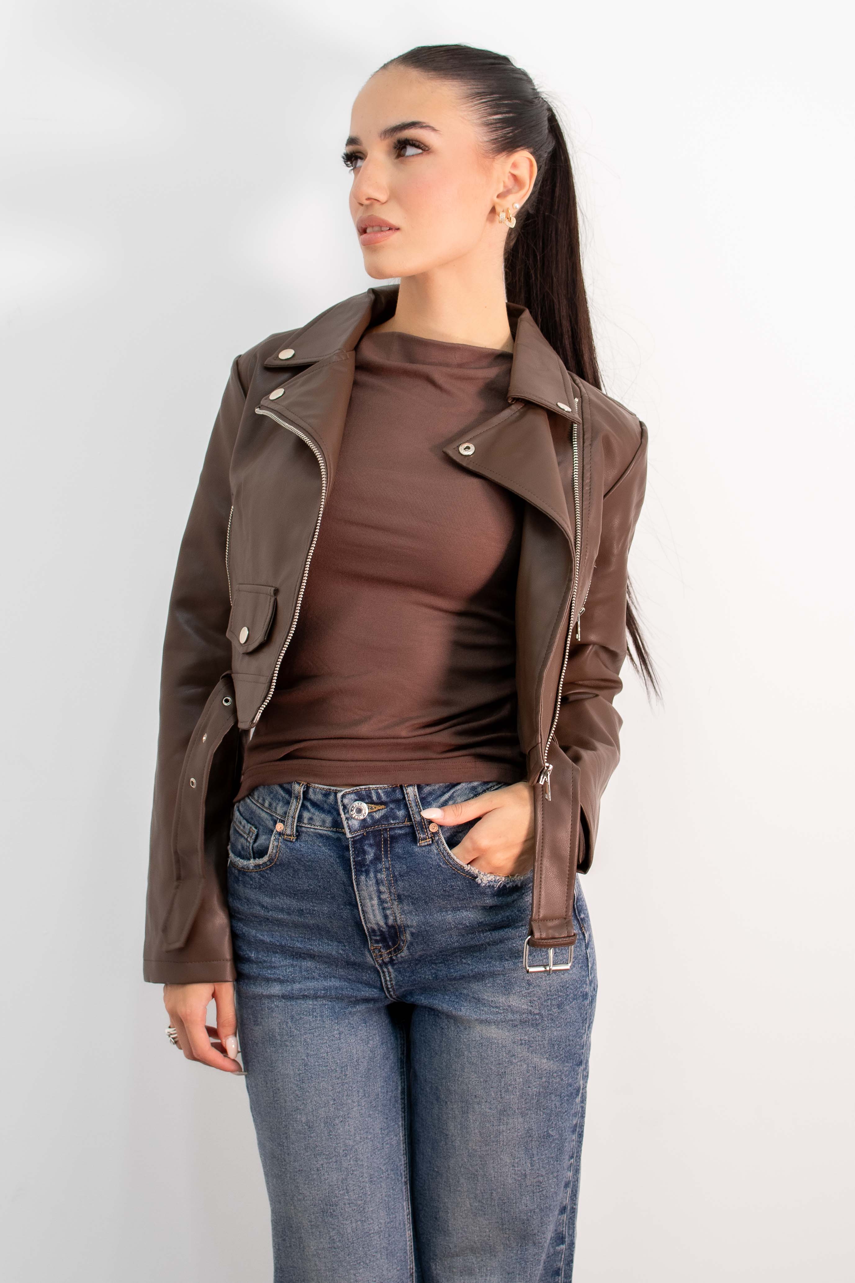 Chiodo Amber