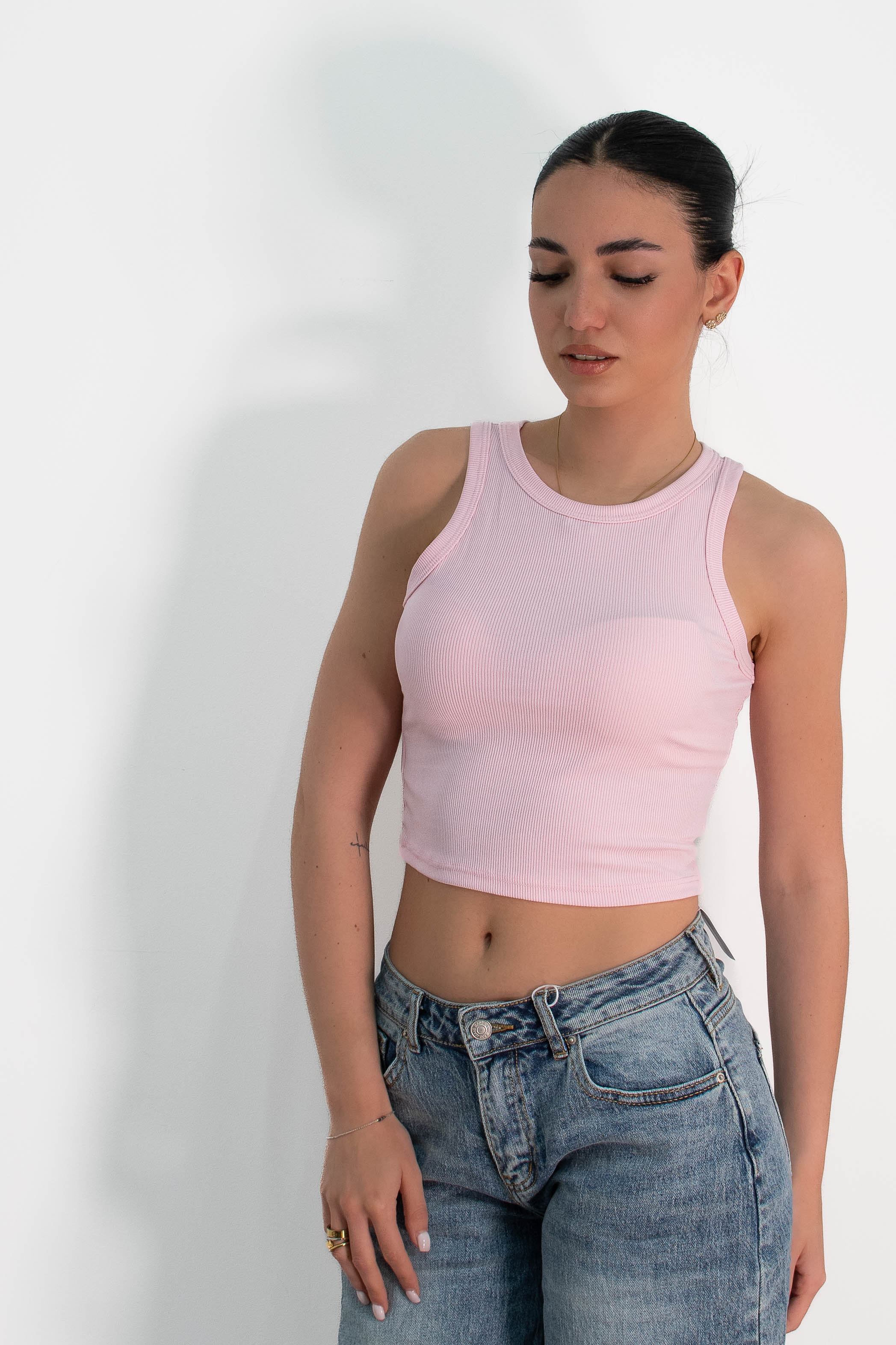 Canotta Crop